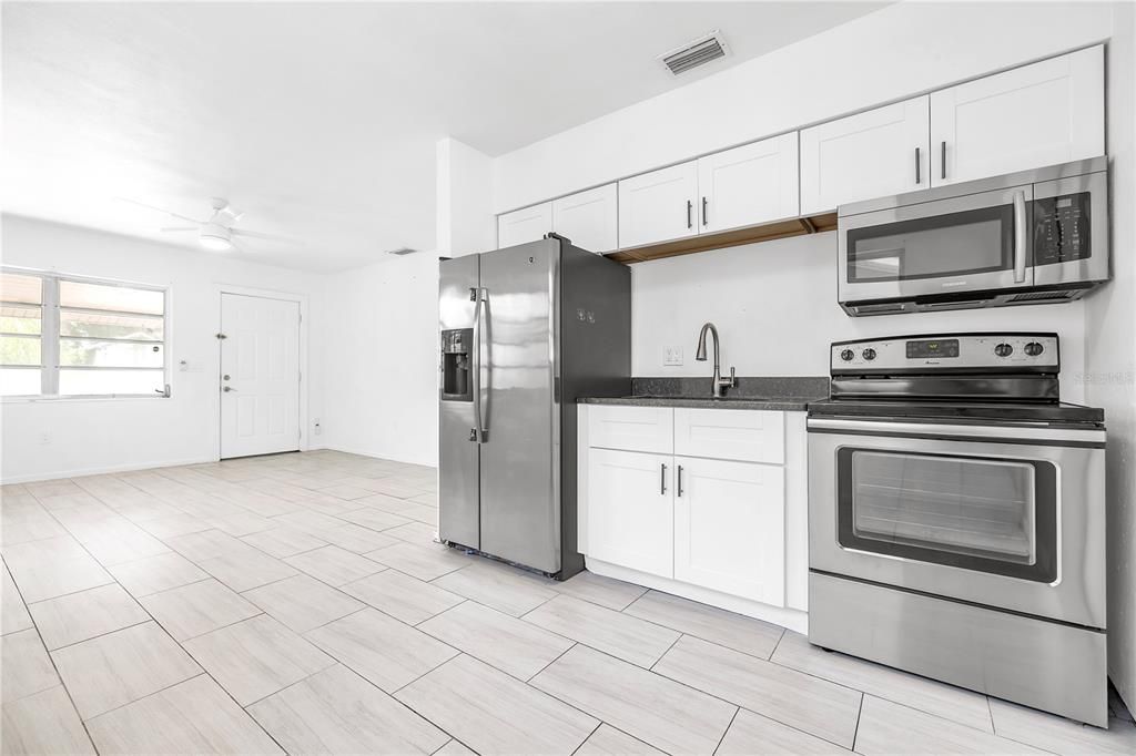 For Sale: $319,000 (5 beds, 0 baths, 2060 Square Feet)