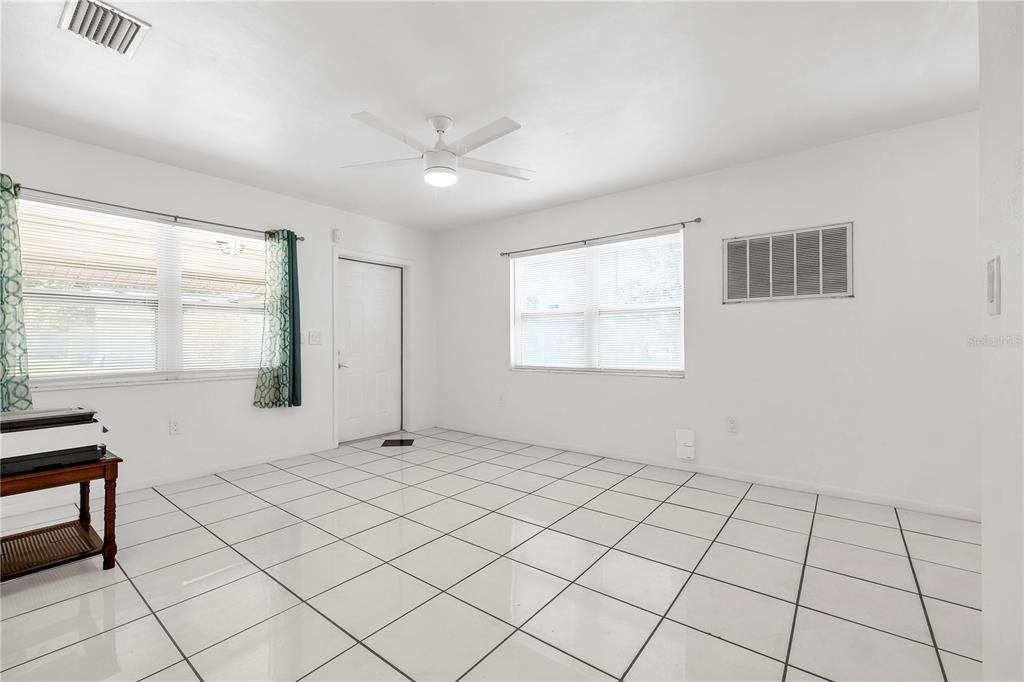 For Sale: $319,000 (5 beds, 0 baths, 2060 Square Feet)