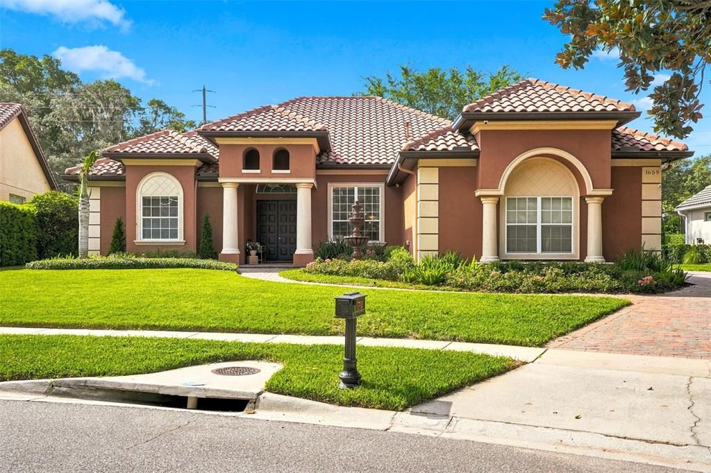 For Sale: $850,000 (4 beds, 3 baths, 2845 Square Feet)