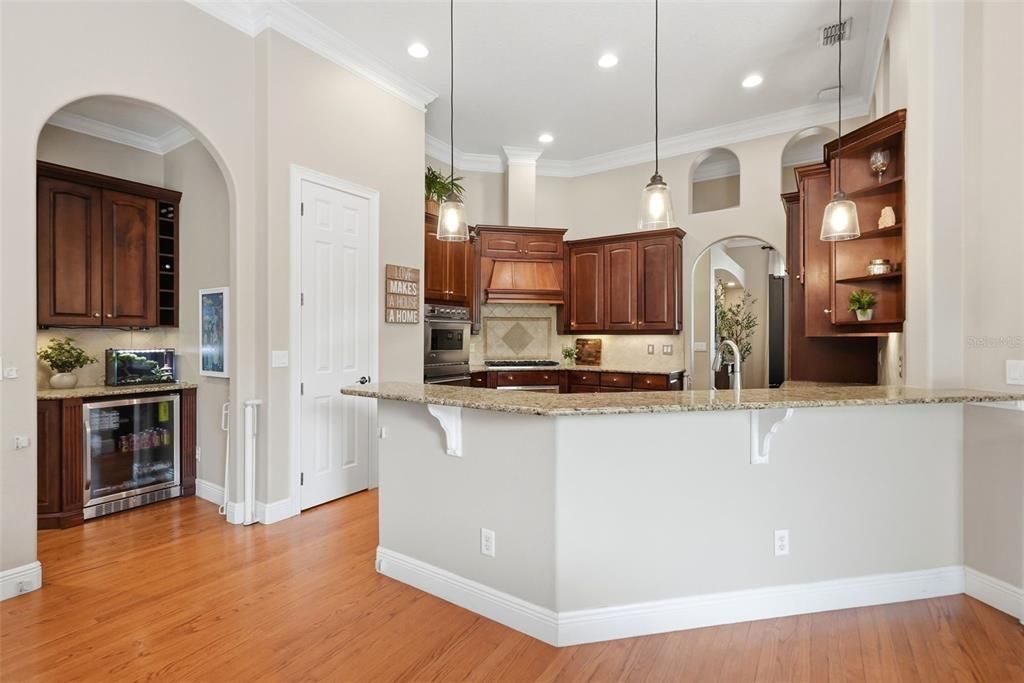 For Sale: $850,000 (4 beds, 3 baths, 2845 Square Feet)