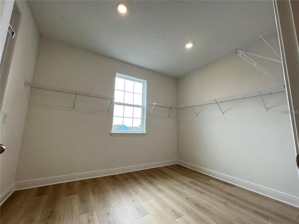 В аренду: $4,390 (4 спален, 4 ванн, 3202 Квадратных фут)