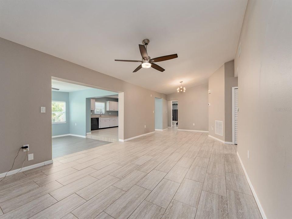 For Sale: $459,900 (3 beds, 2 baths, 1500 Square Feet)