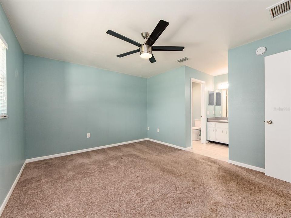 For Sale: $459,900 (3 beds, 2 baths, 1500 Square Feet)