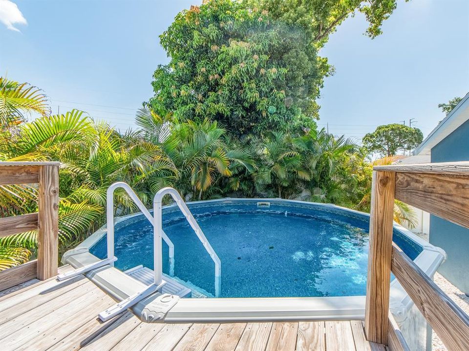 For Sale: $459,900 (3 beds, 2 baths, 1500 Square Feet)