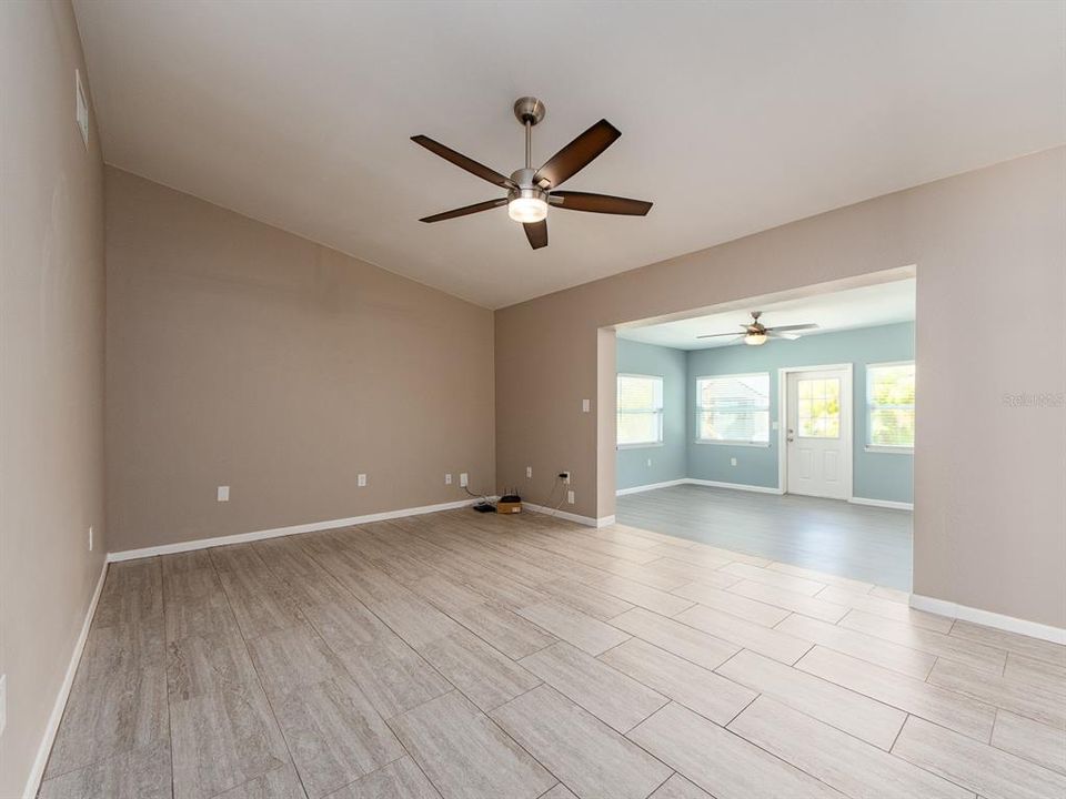 For Sale: $459,900 (3 beds, 2 baths, 1500 Square Feet)