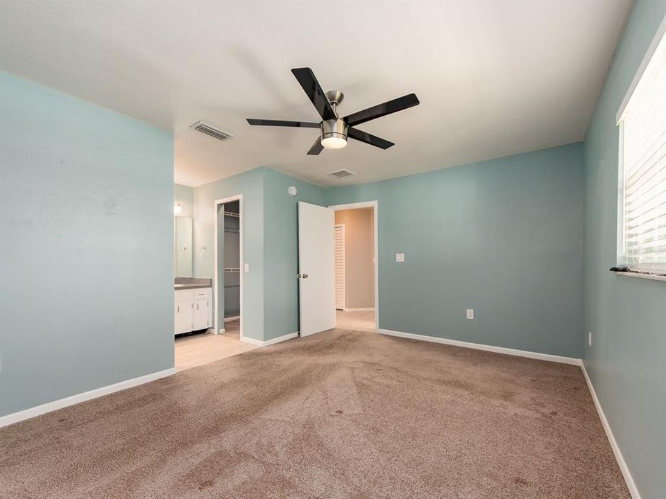 For Sale: $459,900 (3 beds, 2 baths, 1500 Square Feet)