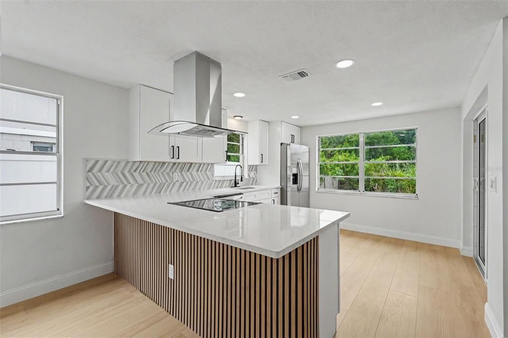 Active With Contract: $439,000 (3 beds, 2 baths, 1612 Square Feet)