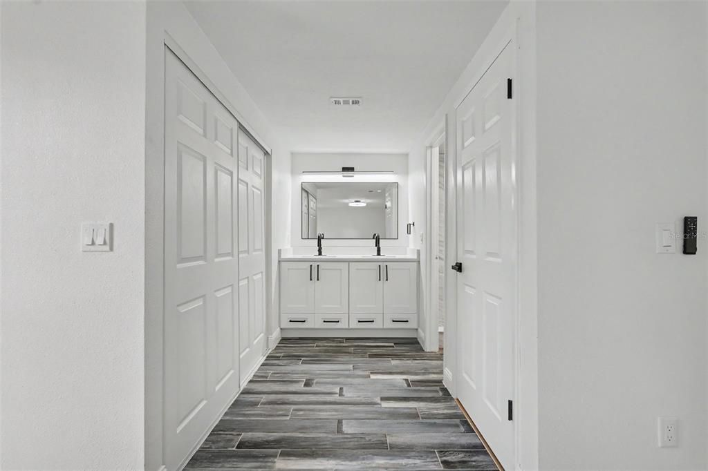 Active With Contract: $439,000 (3 beds, 2 baths, 1612 Square Feet)