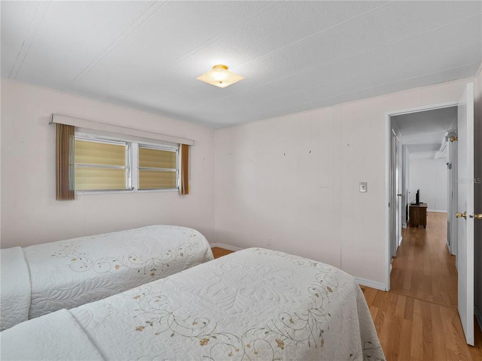 На продажу: $152,000 (2 спален, 2 ванн, 1032 Квадратных фут)