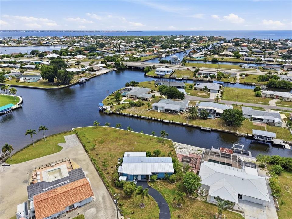 На продажу: $339,000 (3 спален, 2 ванн, 1344 Квадратных фут)