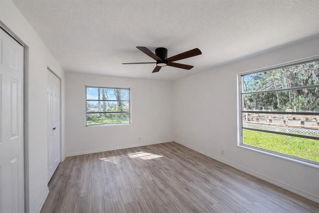 En Renta: $2,495 (5 camas, 2 baños, 2400 Pies cuadrados)