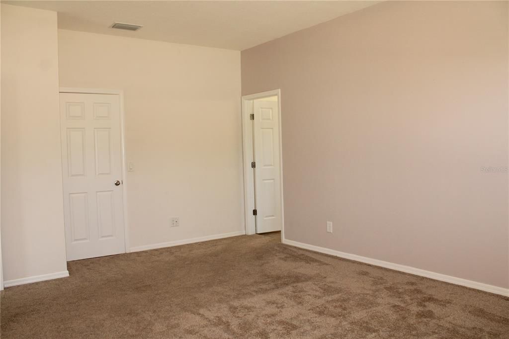 For Rent: $2,795 (3 beds, 2 baths, 1772 Square Feet)