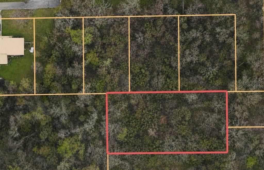 На продажу: $325,000 (1.39 acres)