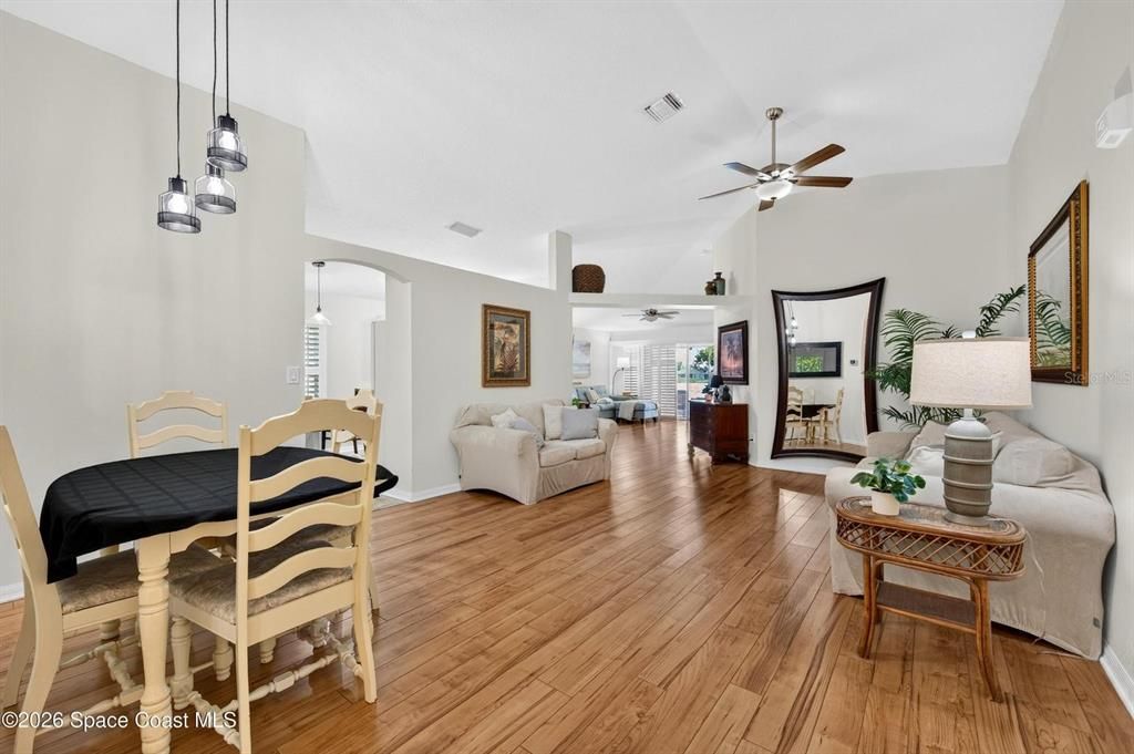 For Sale: $469,000 (4 beds, 2 baths, 1902 Square Feet)
