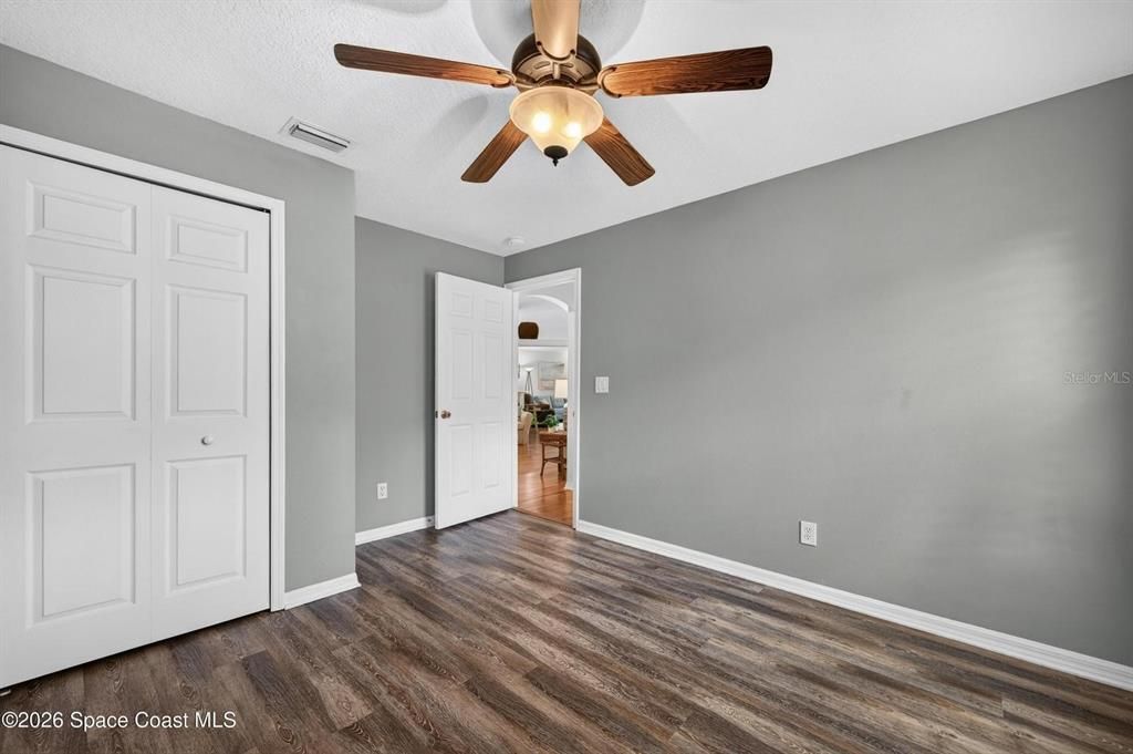 For Sale: $469,000 (4 beds, 2 baths, 1902 Square Feet)