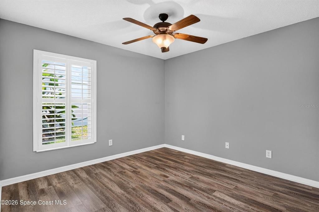 For Sale: $469,000 (4 beds, 2 baths, 1902 Square Feet)