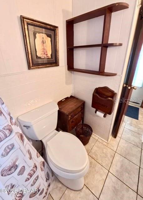 На продажу: $134,900 (2 спален, 1 ванн, 612 Квадратных фут)