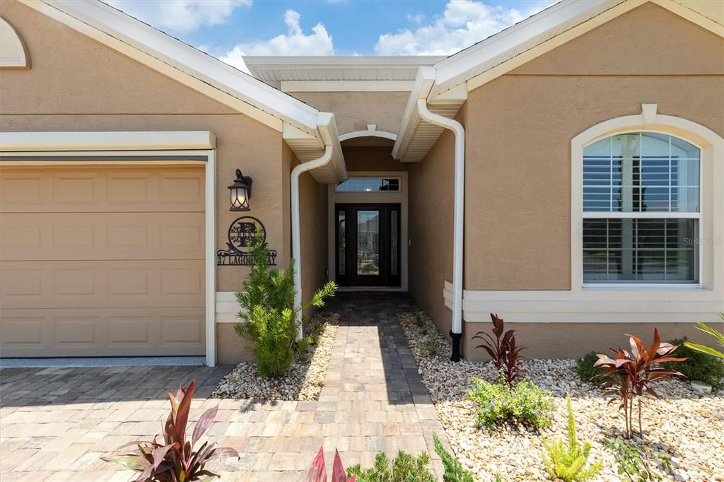 For Sale: $424,900 (3 beds, 2 baths, 1905 Square Feet)
