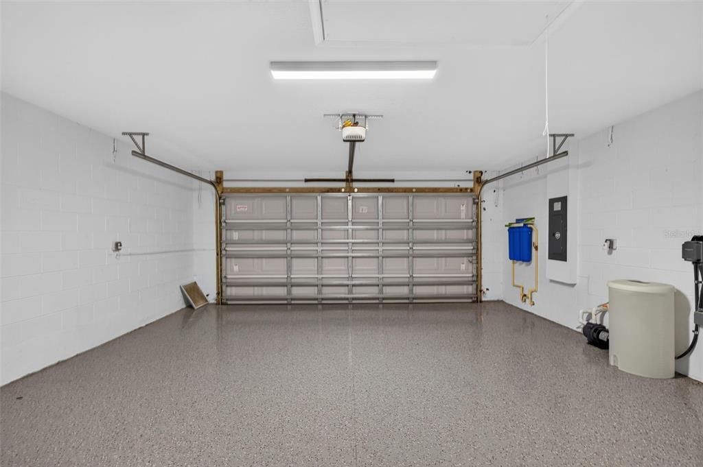 For Sale: $424,900 (3 beds, 2 baths, 1905 Square Feet)