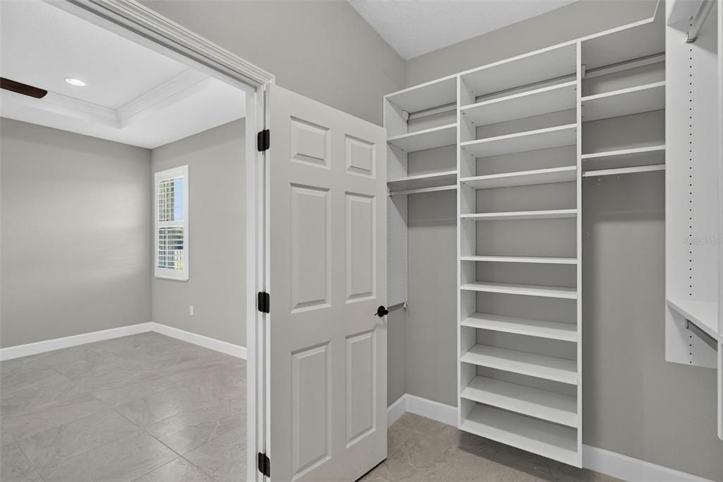 For Sale: $424,900 (3 beds, 2 baths, 1905 Square Feet)