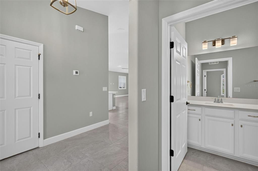 For Sale: $424,900 (3 beds, 2 baths, 1905 Square Feet)