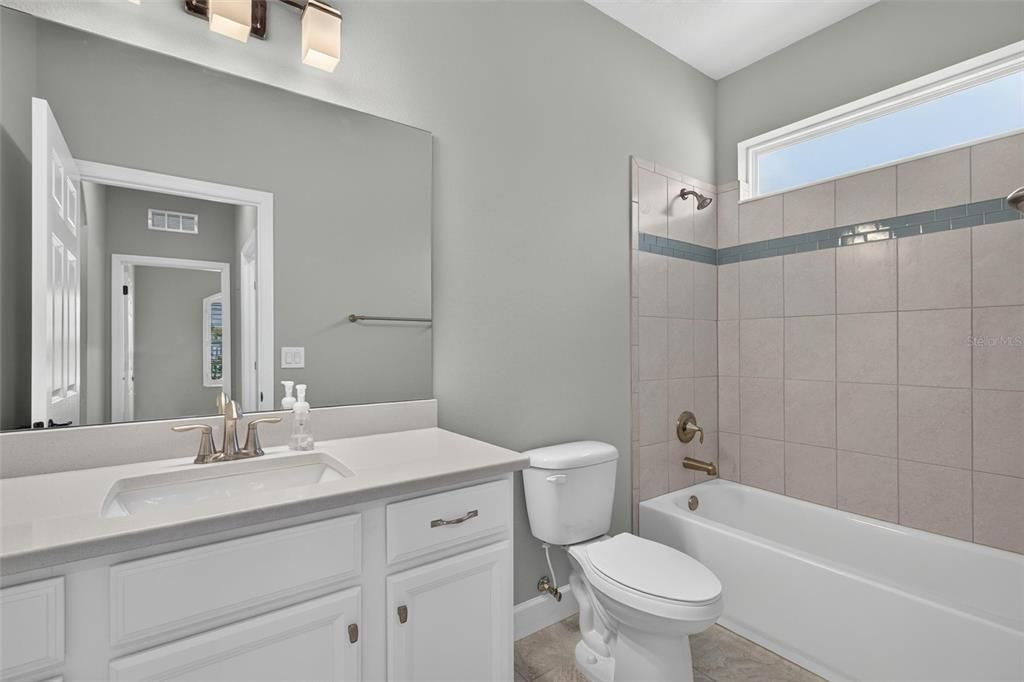 For Sale: $424,900 (3 beds, 2 baths, 1905 Square Feet)