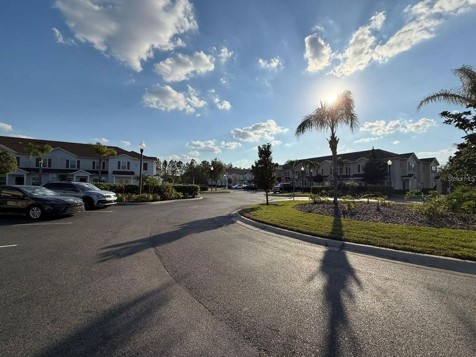 For Rent: $2,300 (4 beds, 3 baths, 1694 Square Feet)