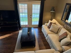 For Rent: $2,300 (4 beds, 3 baths, 1694 Square Feet)