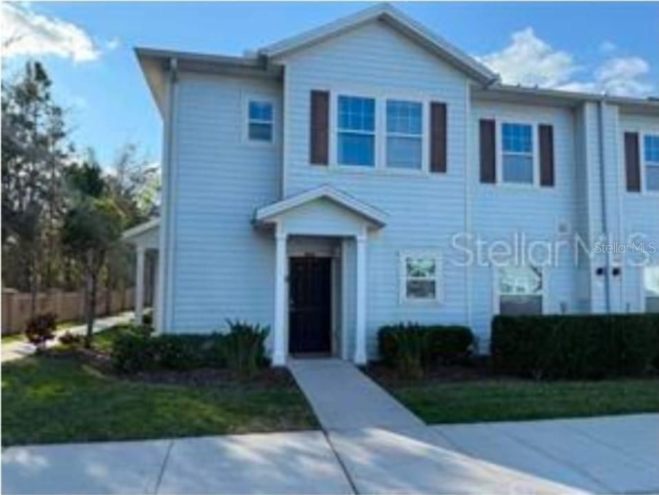 For Rent: $2,300 (4 beds, 3 baths, 1694 Square Feet)