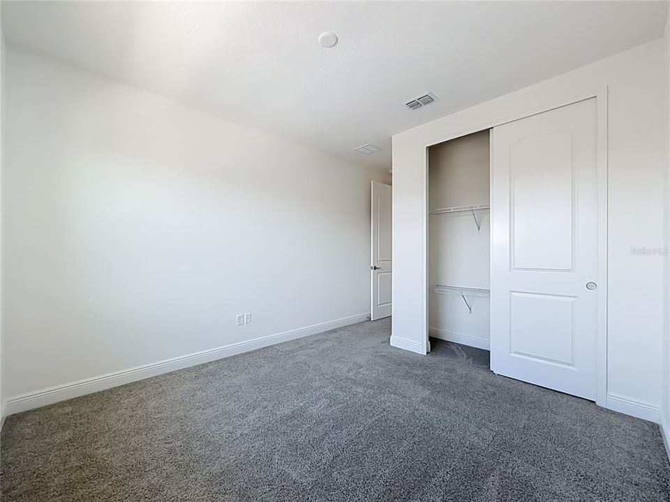 В аренду: $4,200 (5 спален, 4 ванн, 3233 Квадратных фут)
