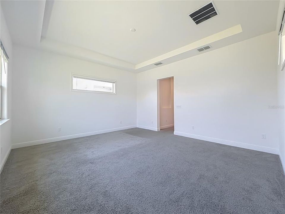 В аренду: $4,200 (5 спален, 4 ванн, 3233 Квадратных фут)
