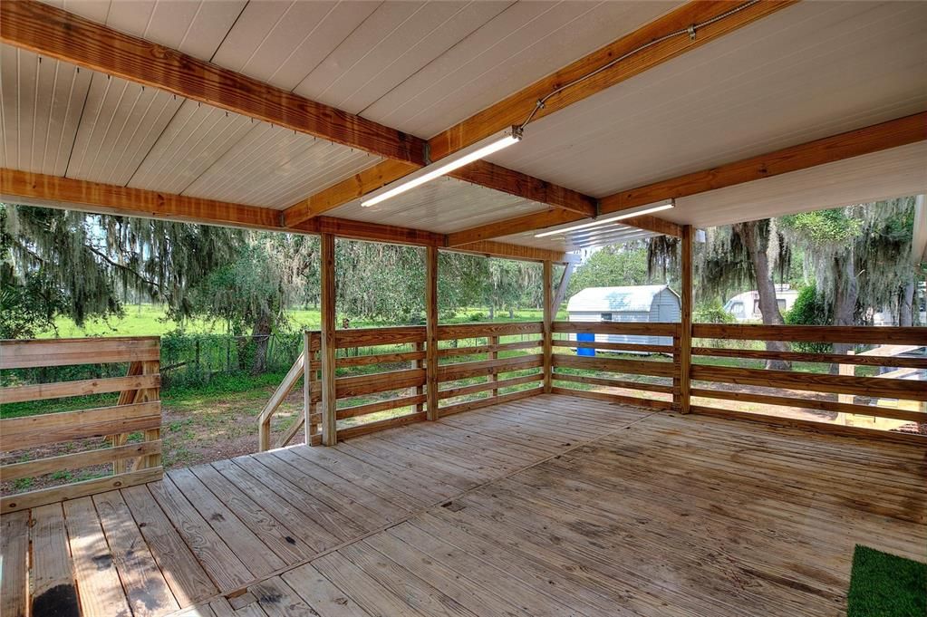 For Sale: $235,000 (5 beds, 3 baths, 2280 Square Feet)