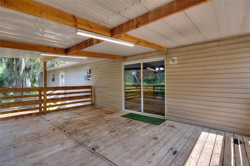 For Sale: $235,000 (5 beds, 3 baths, 2280 Square Feet)