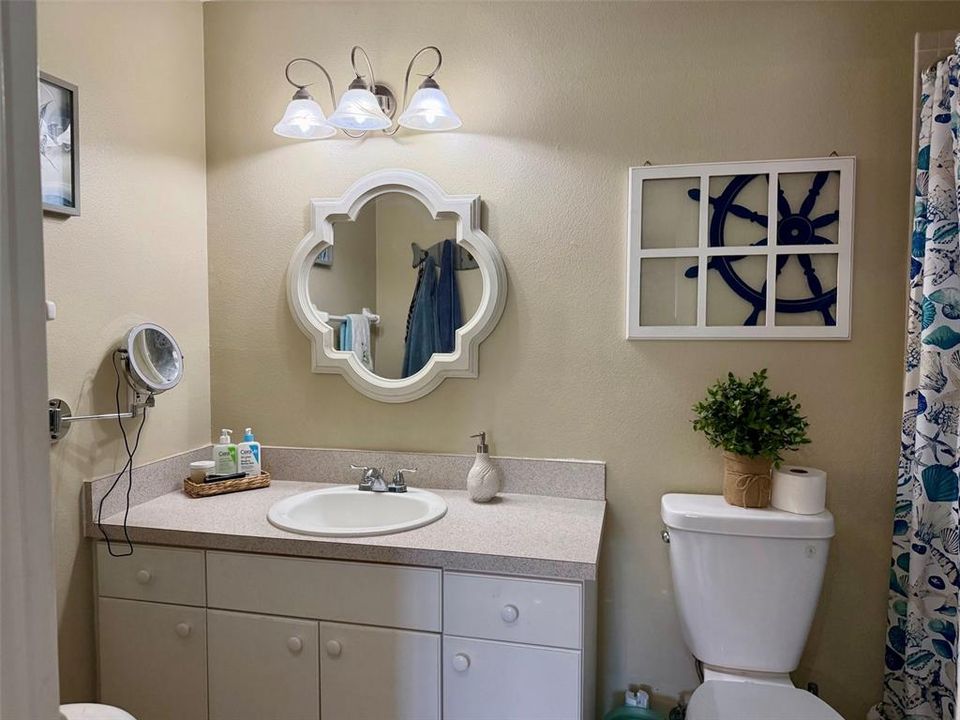En Venta: $550,000 (3 camas, 2 baños, 1408 Pies cuadrados)