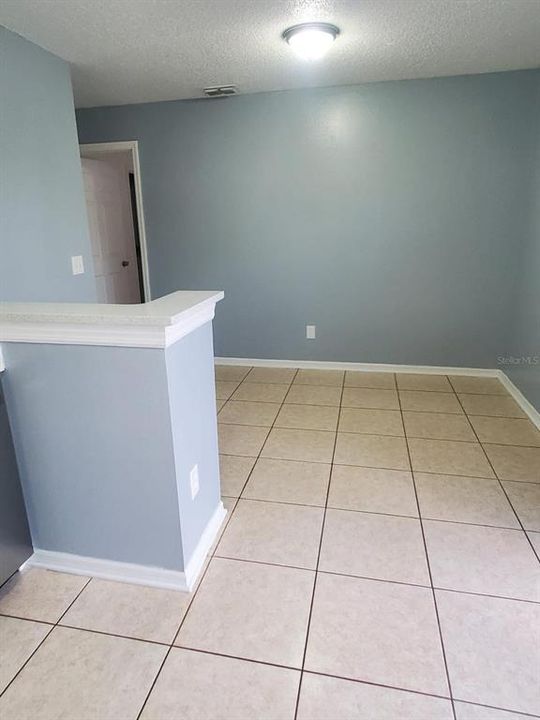 В аренду: $2,300 (4 спален, 2 ванн, 1348 Квадратных фут)