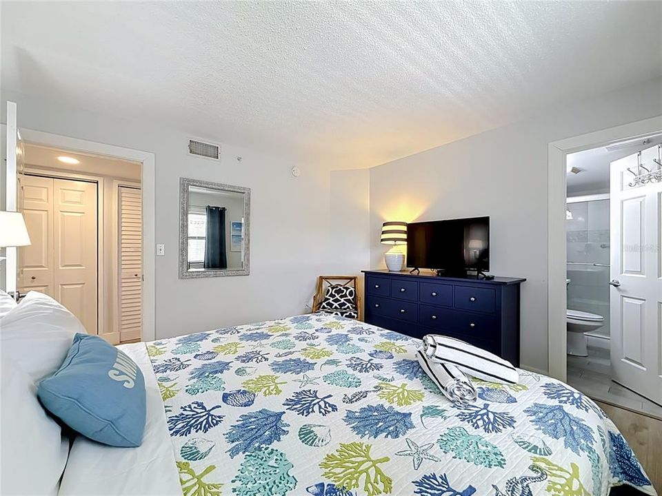 En Venta: $894,995 (2 camas, 2 baños, 750 Pies cuadrados)
