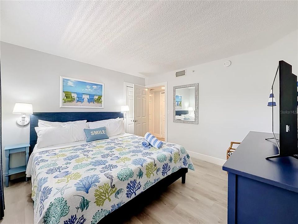 En Venta: $894,995 (2 camas, 2 baños, 750 Pies cuadrados)