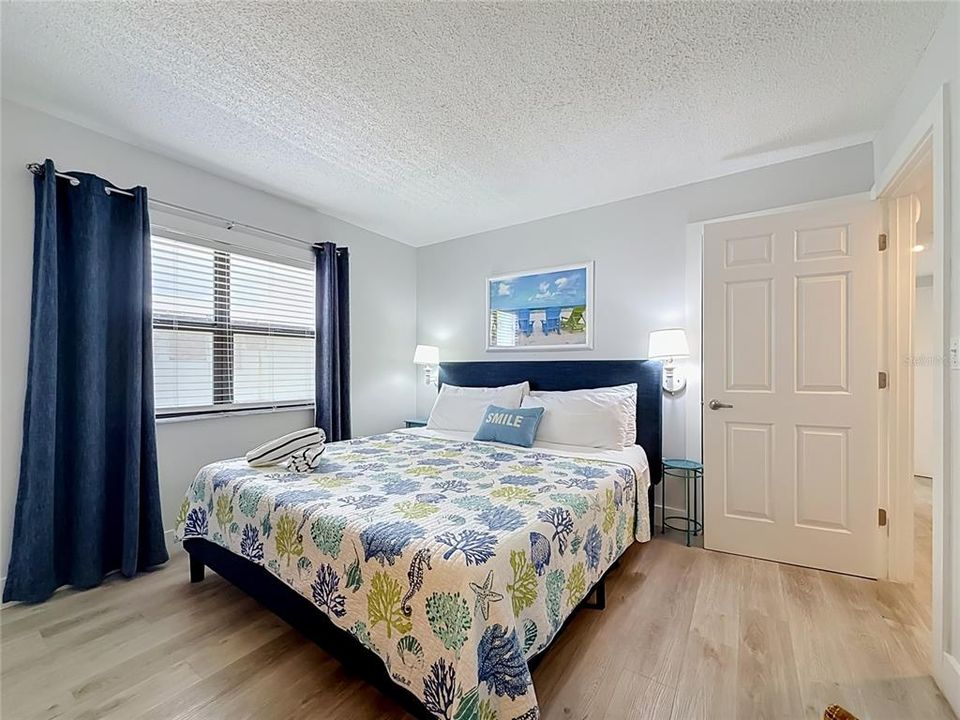 En Venta: $894,995 (2 camas, 2 baños, 750 Pies cuadrados)