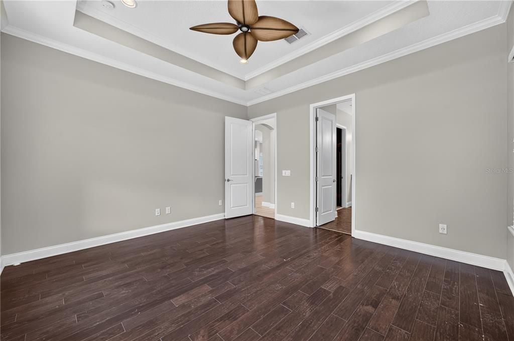 Activo con contrato: $646,000 (3 camas, 2 baños, 1916 Pies cuadrados)