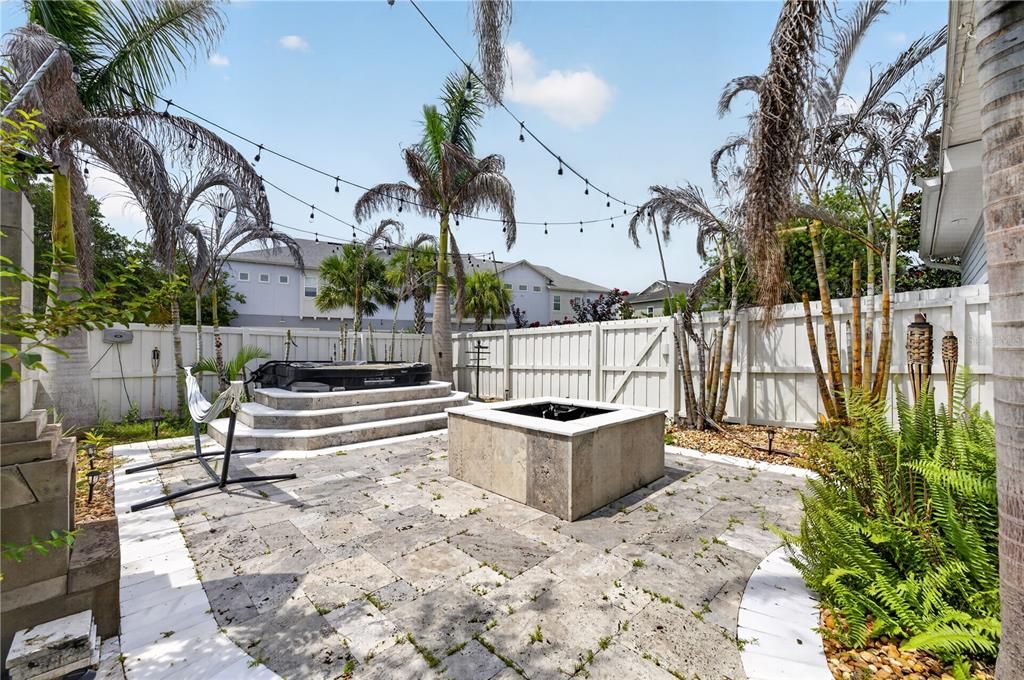 En Venta: $646,000 (3 camas, 2 baños, 1916 Pies cuadrados)