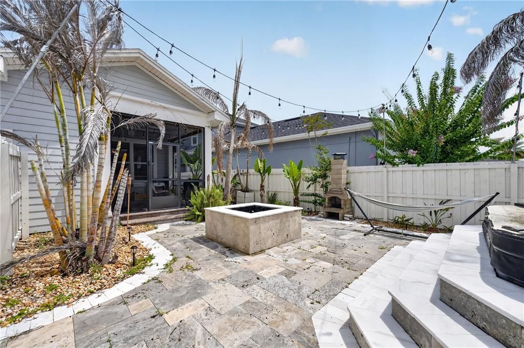 En Venta: $646,000 (3 camas, 2 baños, 1916 Pies cuadrados)