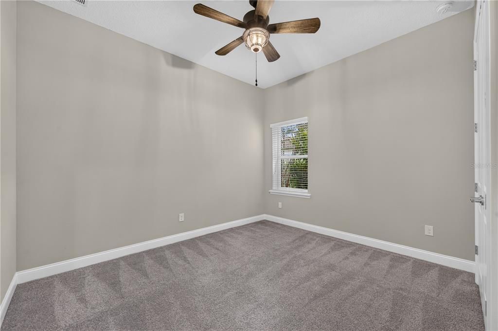 Activo con contrato: $646,000 (3 camas, 2 baños, 1916 Pies cuadrados)