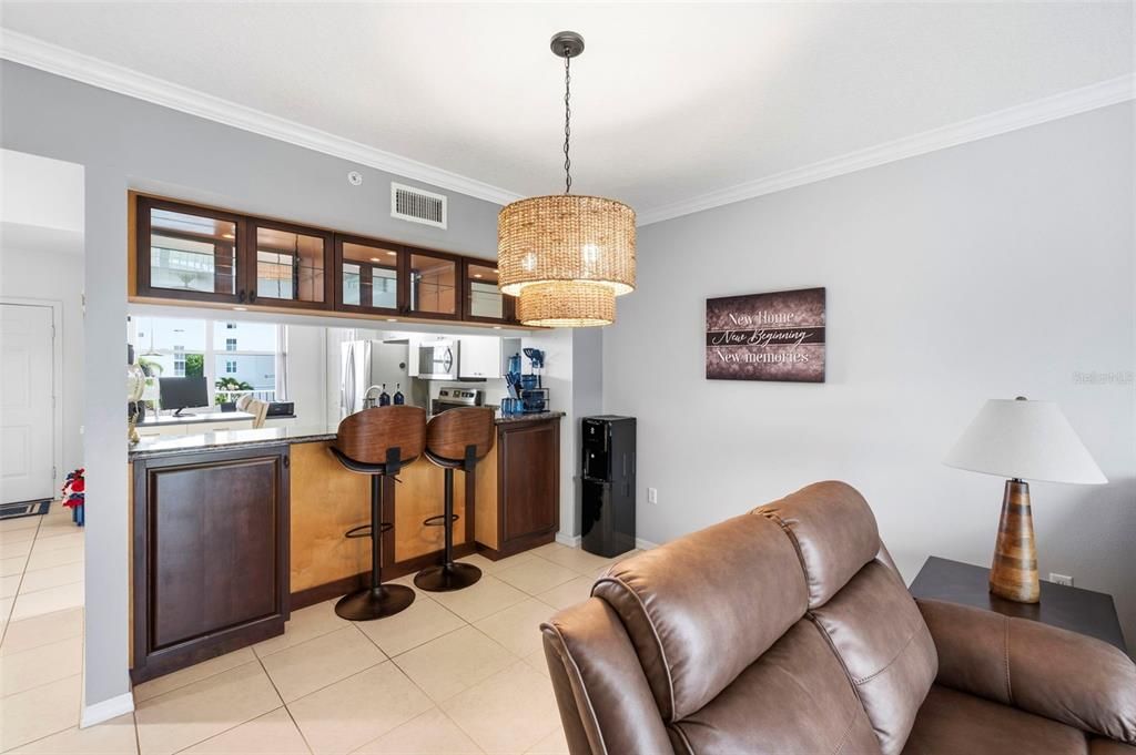 For Sale: $345,678 (2 beds, 2 baths, 1320 Square Feet)