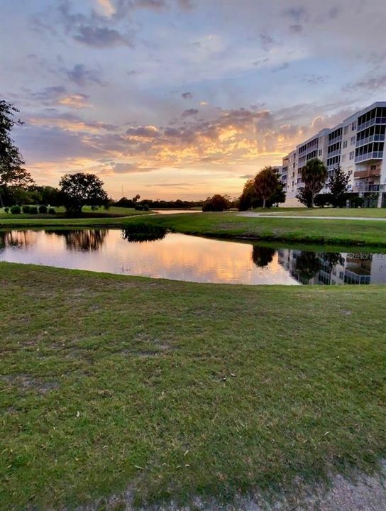 En Venta: $345,678 (2 camas, 2 baños, 1320 Pies cuadrados)