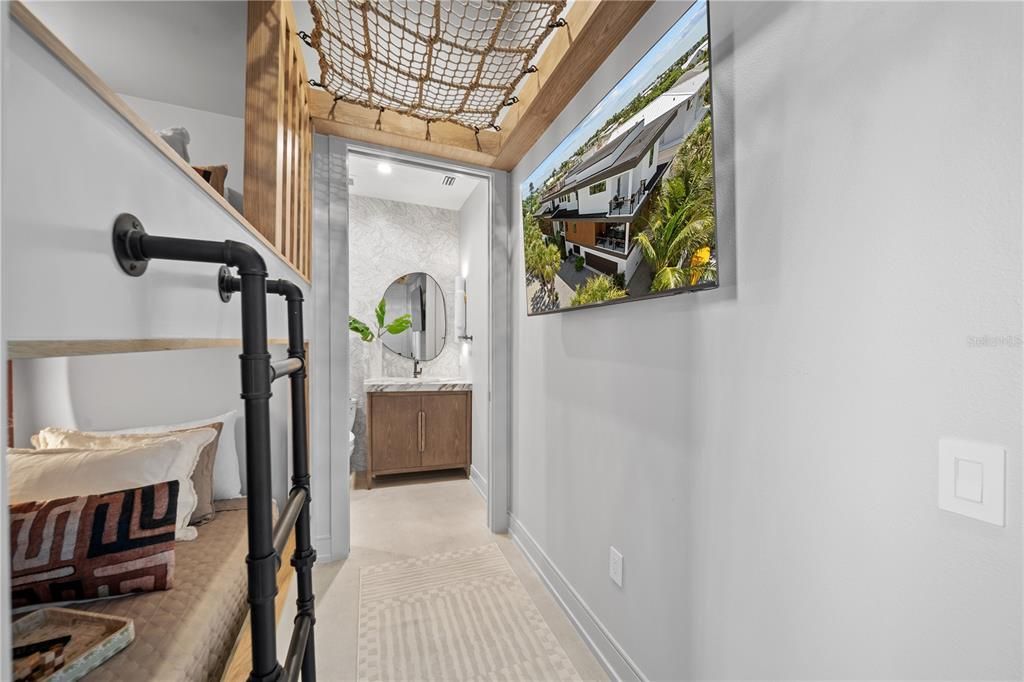 En Venta: $5,495,000 (5 camas, 5 baños, 3260 Pies cuadrados)