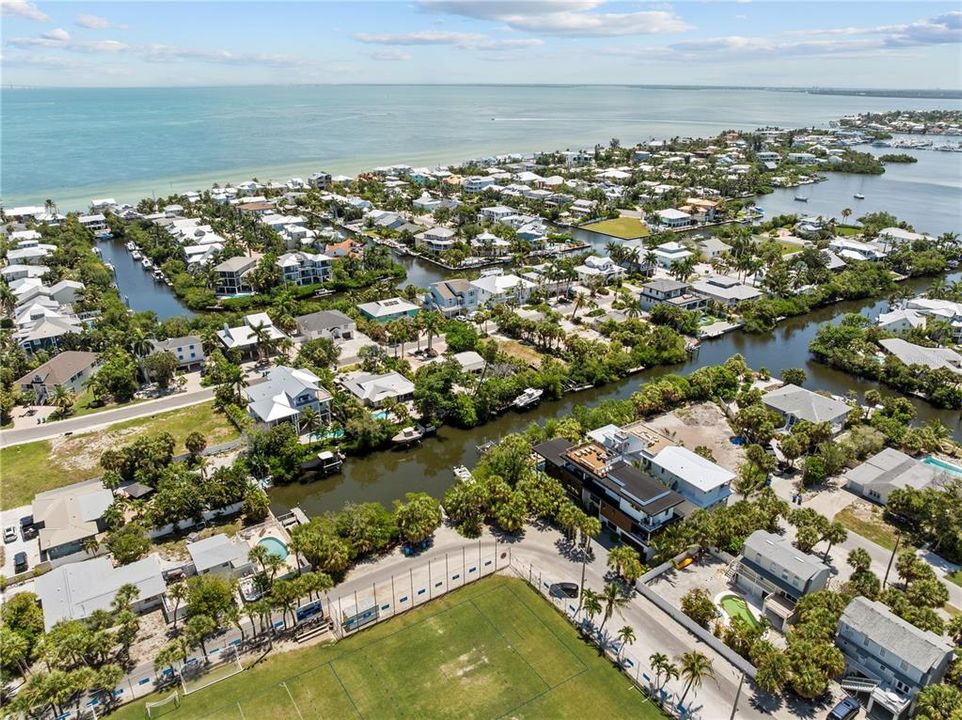 En Venta: $5,495,000 (5 camas, 5 baños, 3260 Pies cuadrados)