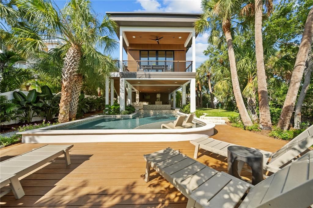 En Venta: $5,495,000 (5 camas, 5 baños, 3260 Pies cuadrados)