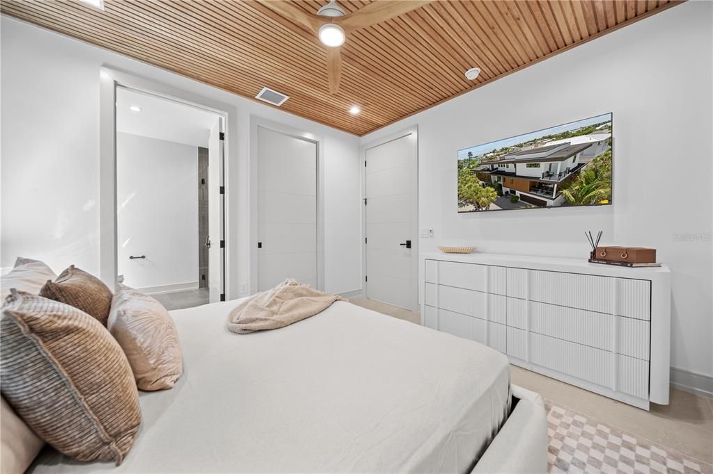 En Venta: $5,495,000 (5 camas, 5 baños, 3260 Pies cuadrados)
