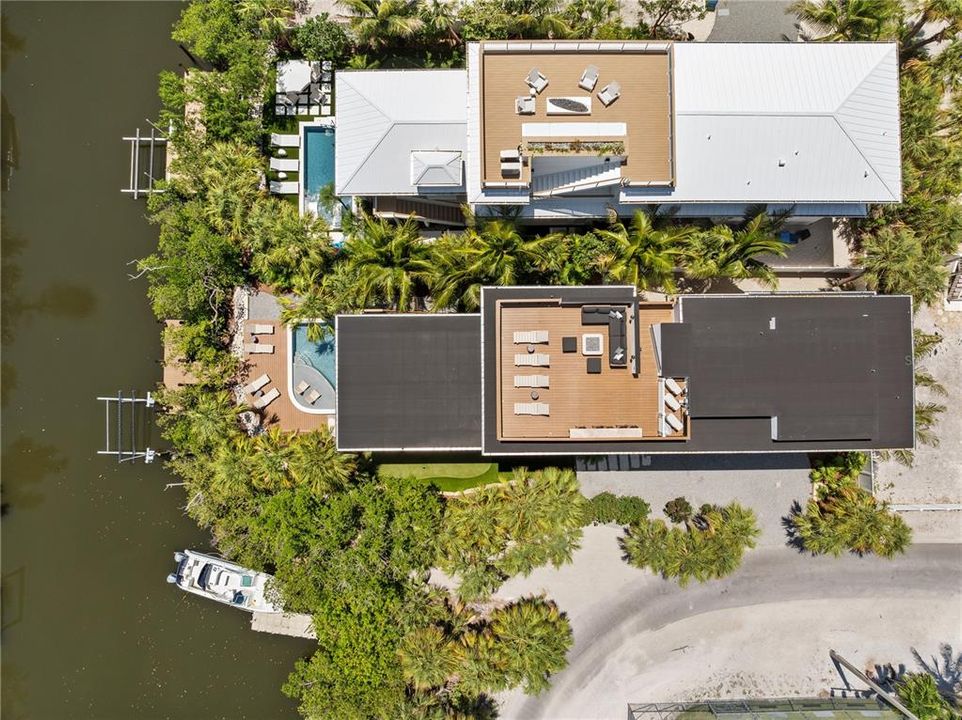 En Venta: $5,495,000 (5 camas, 5 baños, 3260 Pies cuadrados)