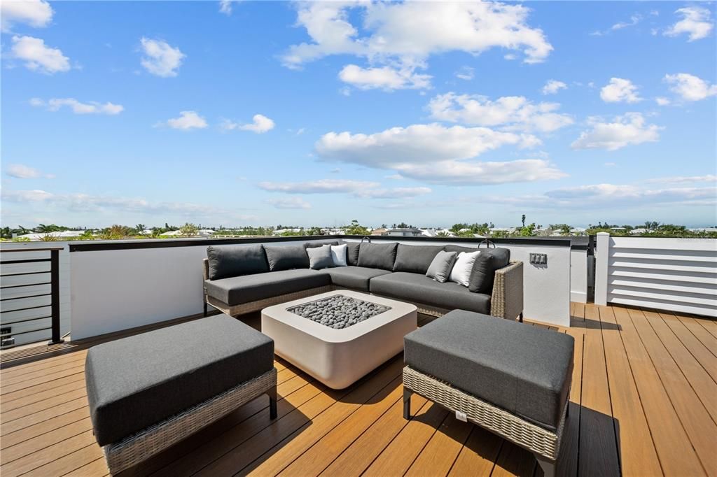 En Venta: $5,495,000 (5 camas, 5 baños, 3260 Pies cuadrados)